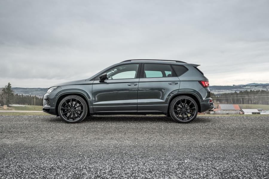  Cupra Ateca Limited Edition by ABT 2020 года  (фото 2 из 10)
